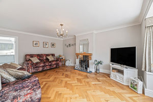 Lounge- click for photo gallery